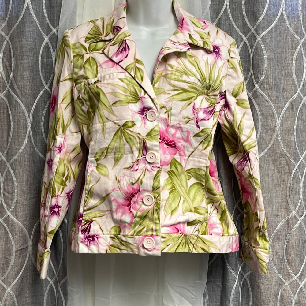 Pink floral blazer by Jamaica Bay